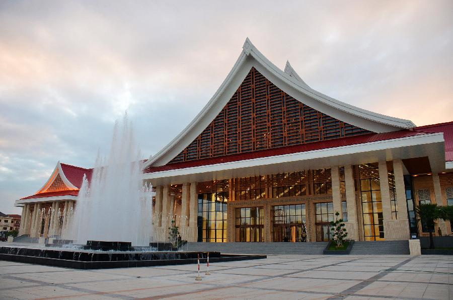 （国际）（16）中建9个月建成老挝国家会议中心