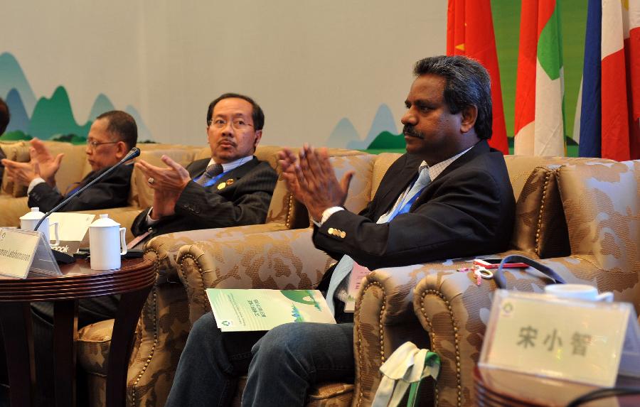 （中国—东盟博览会）（2）2013年中国—东盟环境合作论坛在桂林举行