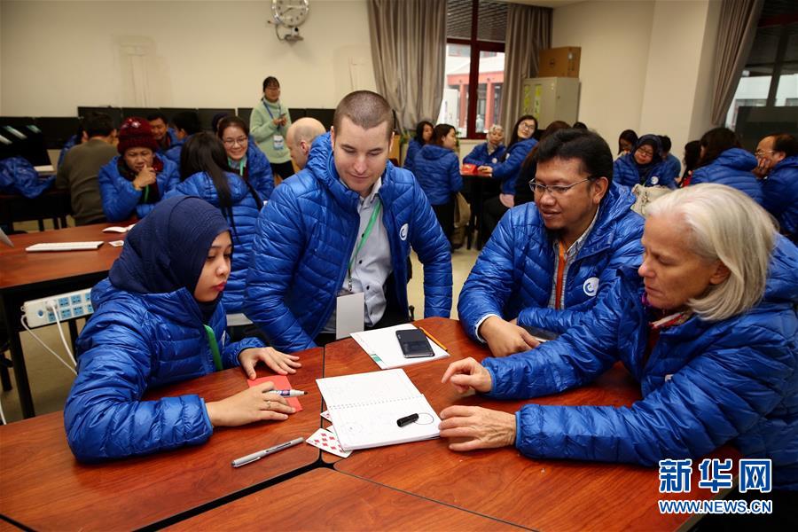 （科技）（3）第8届东盟-中日韩青少年科技冬令营开营