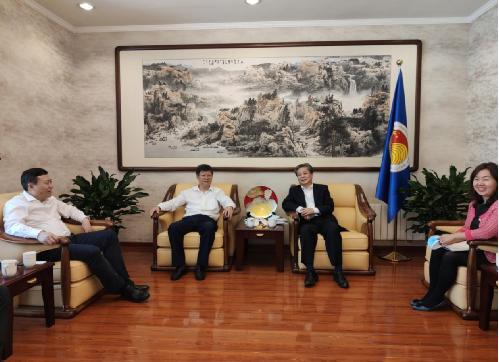 ACC Secretary-General Chen Dehai Met with Secretary of the CPC Committee of Nanjing Tech University