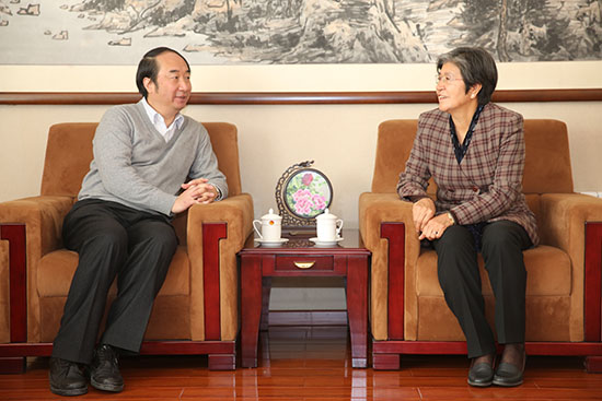 杨秀萍秘书长会见南宁市副市长张卫