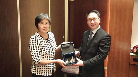 ​杨秀萍秘书长拜会香港特区政府律政司司长