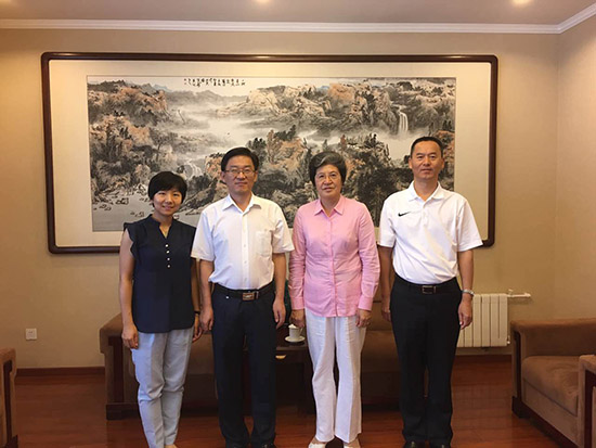 杨秀萍秘书长会见海南省教育厅副厅长廖清林