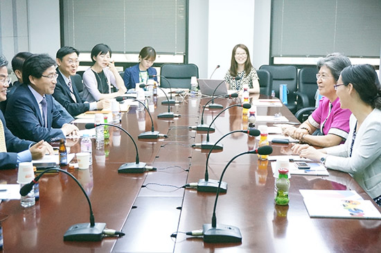 杨秀萍秘书长访问韩国－东盟中心