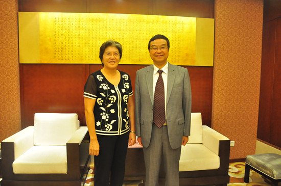 杨秀萍秘书长会见江苏省教育厅副厅长丁晓昌和苏州市副市长徐明