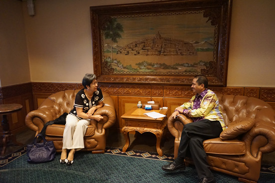 杨秀萍秘书长拜会印尼旅游部长阿里耶夫·叶海亚