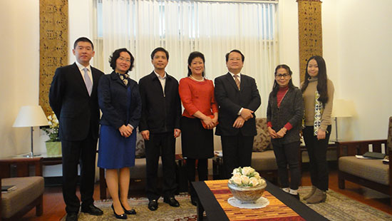 中国—东盟中心官员与桂林市代表团拜访东盟驻华使馆