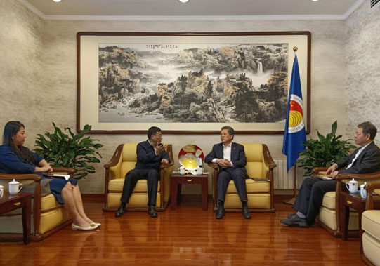 ACC Secretary-General Chen Dehai Met with Director-General of Guangxi International Expo Affairs Bureau