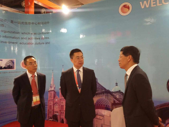 中国—东盟中心出席第二十一届中国兰州投资贸易洽谈会并组织东盟企业参展 