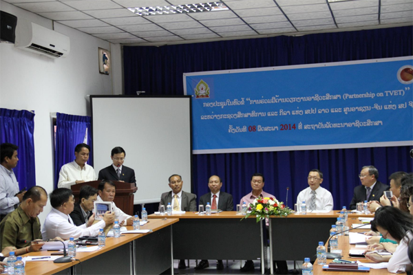 The Visit of Chinese Vocational Colleges’ ASEAN Tour to Lao PDR Achieved Success