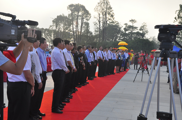 杨秀萍秘书长出席海上丝绸之路艺术节公园（亚洲园）开园仪式