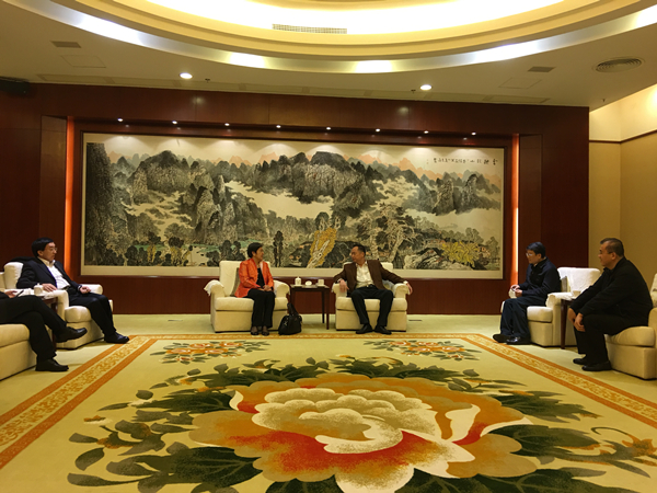 杨秀萍秘书长出席中国—东盟传统医药健康旅游国际论坛欢迎活动