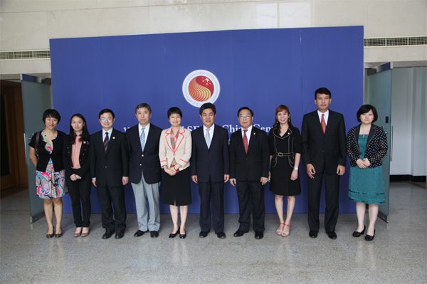 Director of SEAMEO Secretariat Visited Beijing