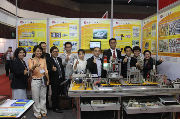 ASEAN-China Centre Presented Vocational Education Teaching Equipment to Ministry of Education of Thailand