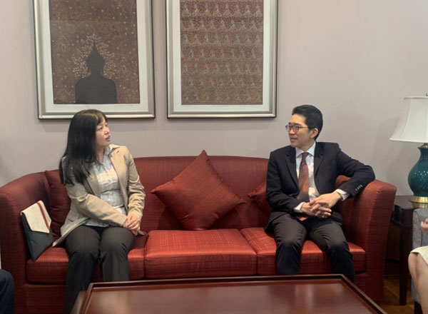 综合协调部主任汪红柳与泰国驻华使馆副馆长工作交流