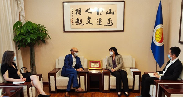 ACC Representative Met with Minister Counselor of British Embassy in China