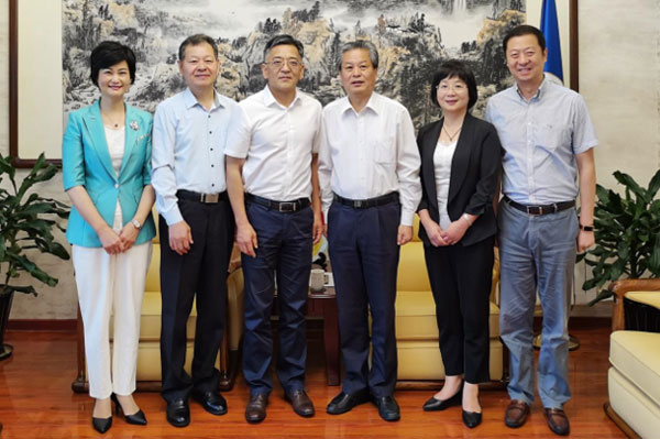 ACC Secretary-General Chen Dehai Met with Vice Mayor of Huzhou