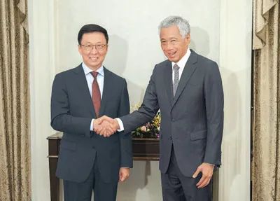 韓正訪問新加坡并主持中新雙邊合作機制會議
