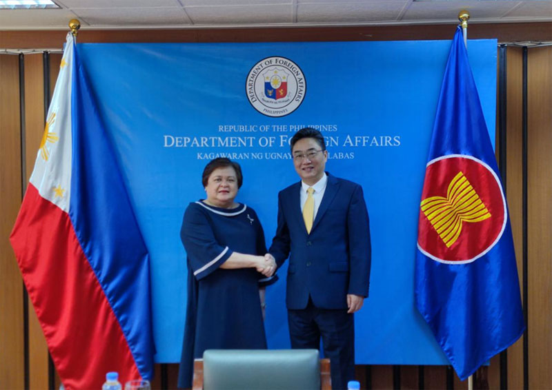 Secretary General Shi Zhongjun meets Undersecretary of Department of Foreign Affairs of the Philippines