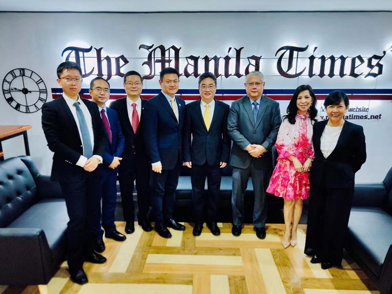 Secretary General Shi Zhongjun Meets Media in The Philippines and Cambodia
